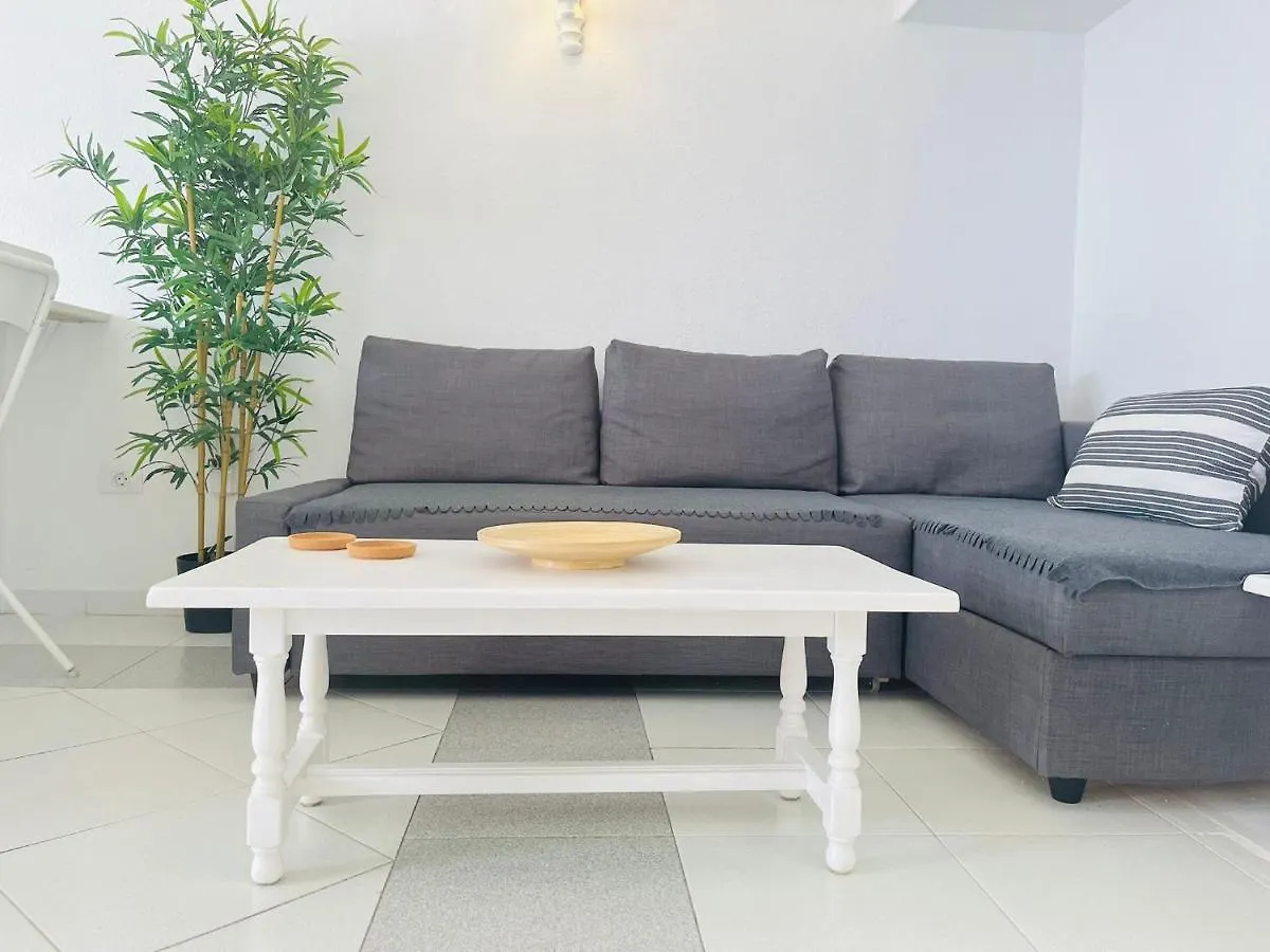 Studio Sea Front View & Pool Apartment Tacoronte